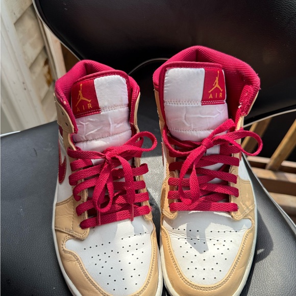 Nike Air Jordan High-Top Sneakers - Picture 3 of 8